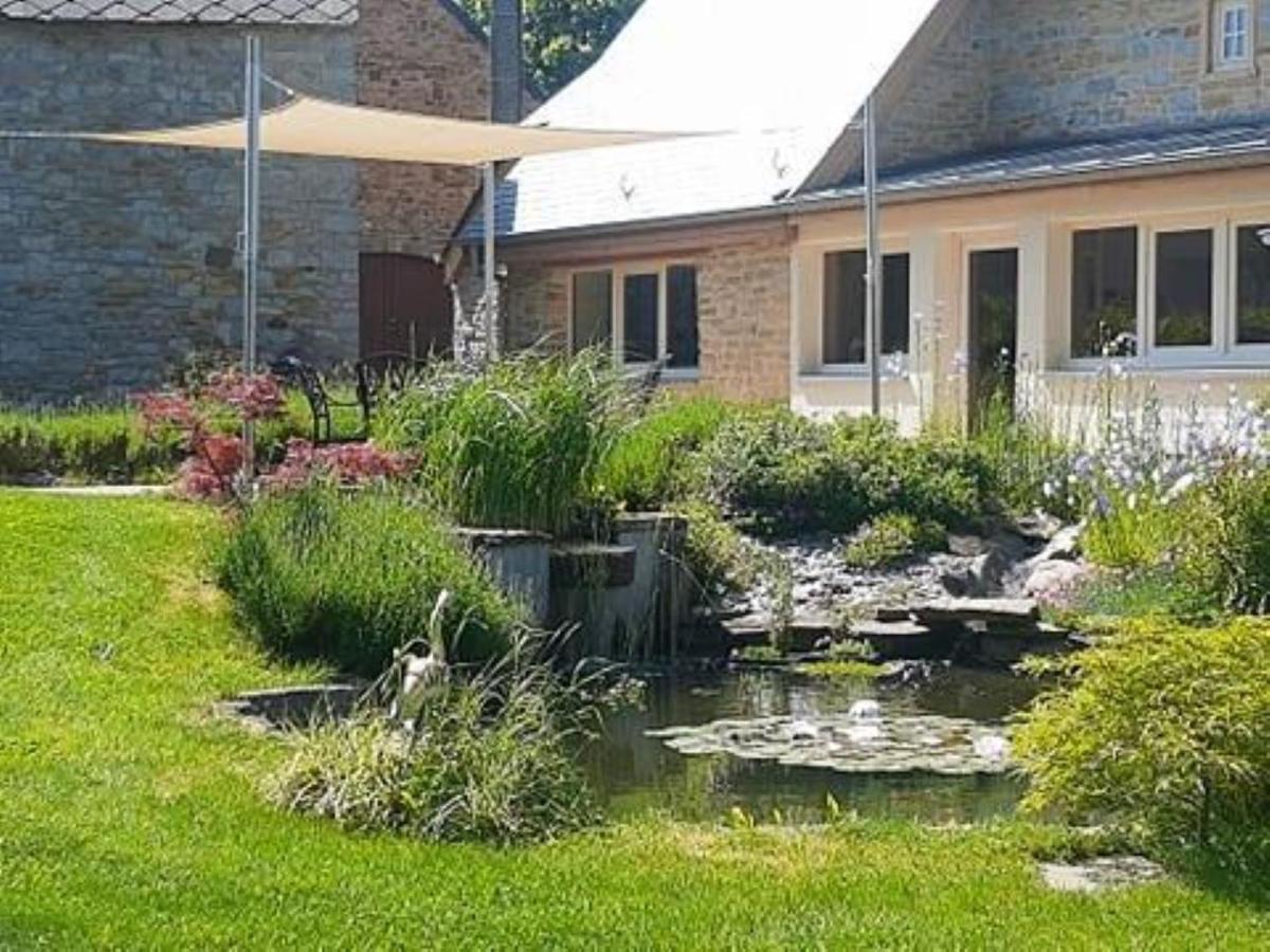 Au Puits Charmant Schaltin Bagian luar foto