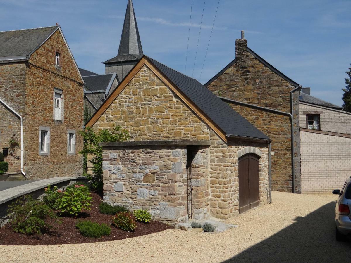 Au Puits Charmant Schaltin Bagian luar foto